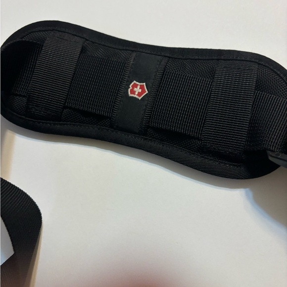 Victorinox Swiss Army Messenger Laptop Shoulder Satchel Bag - Picture 2 of 15